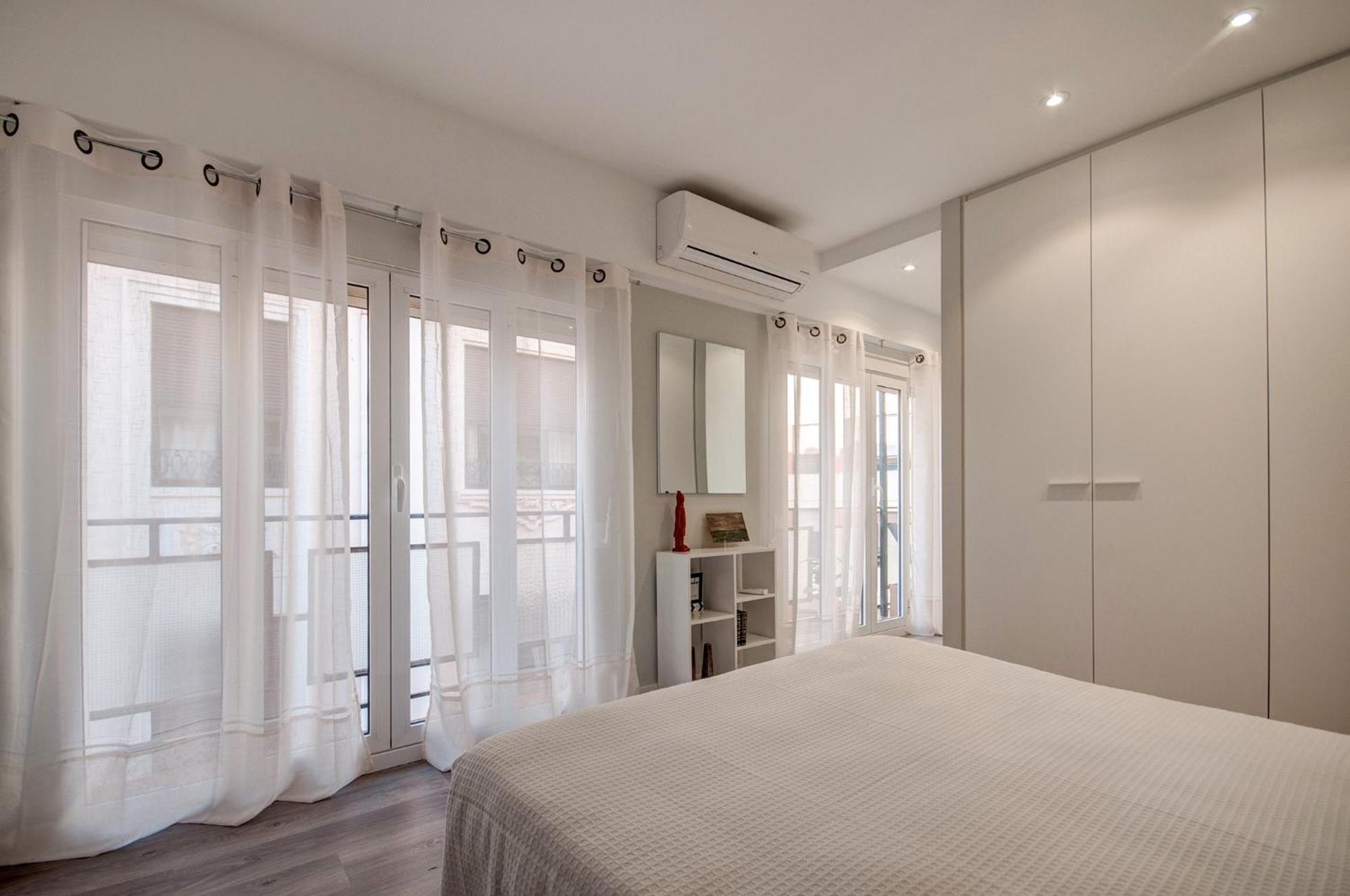 Ferienwohnung Beds & Breaks Casals Valencia Exterior foto